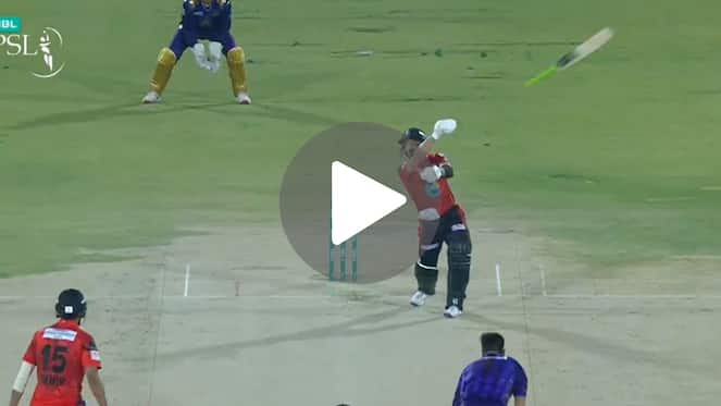 [Watch] Bat Goes For A Toss, Ball Goes To The Boundary Off Mohammad Amir In PSL 2024